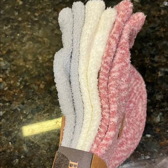 Born Aloe Infused Socks (3 pairs) - Picture 5 of 5